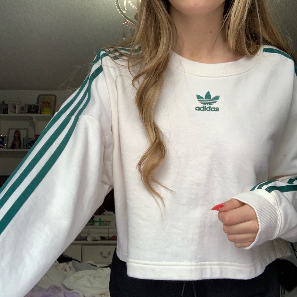 Vintage Adidas Sweatshirt 🤍